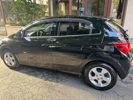 CHEVROLET ONIX 1.4 MPFI LT 8V FLEX 4P AUTOMÁTICO